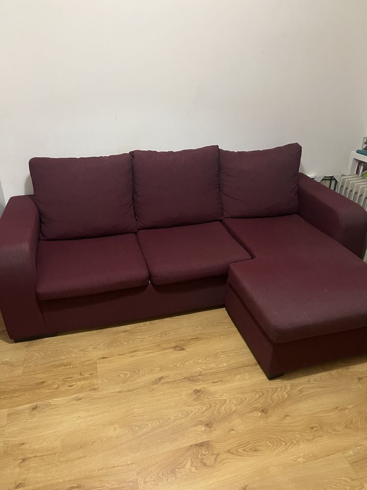 Sofá bordeaux com chaise long