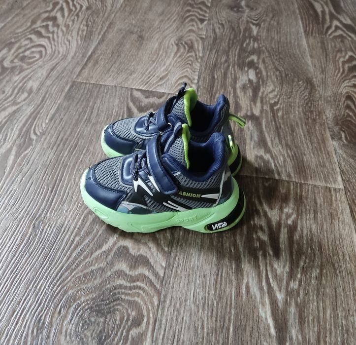 Дитячі кросівки tom.m