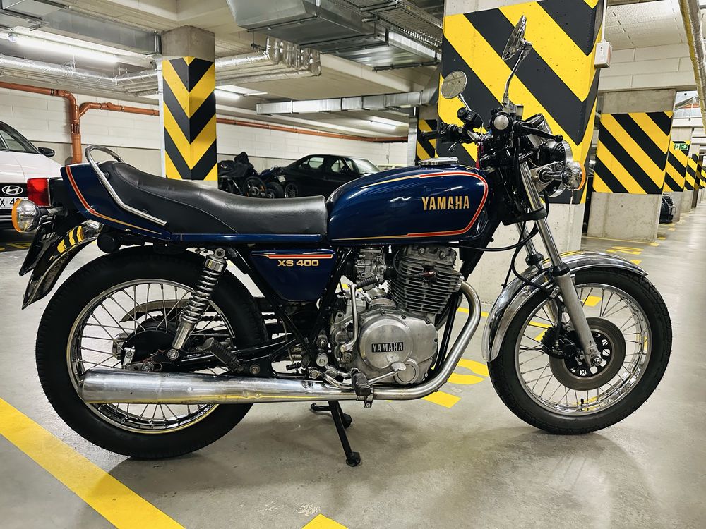 Motocykl Yamaha XS 400