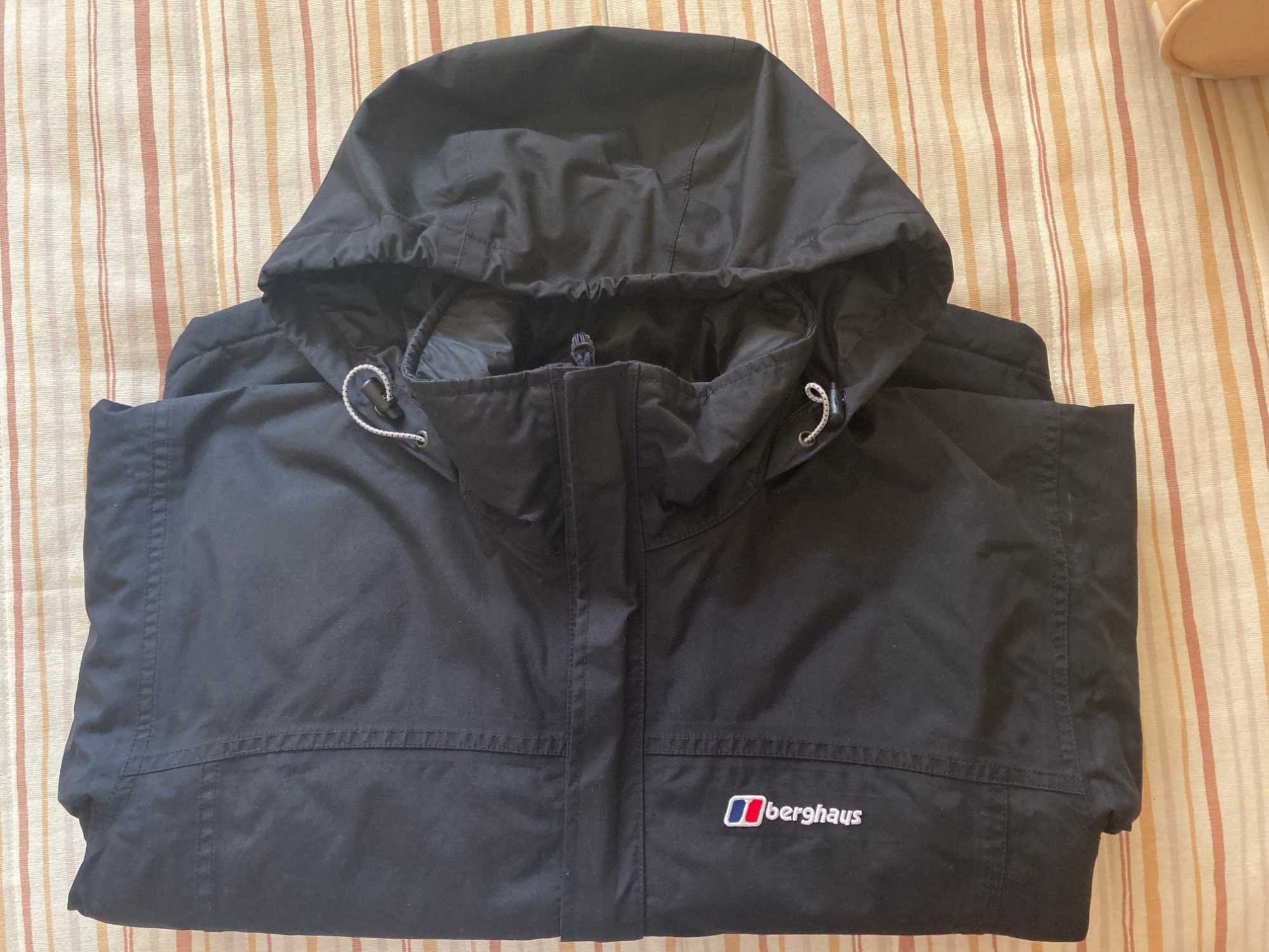 Berghaus XS/164 AQUAFOIL/cieplejsza kurtka/deszcz czarna super stan!