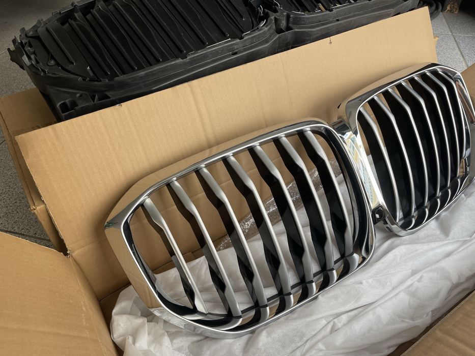 Grelha frontal + Módulo grelha de ar ativa - X5 G05