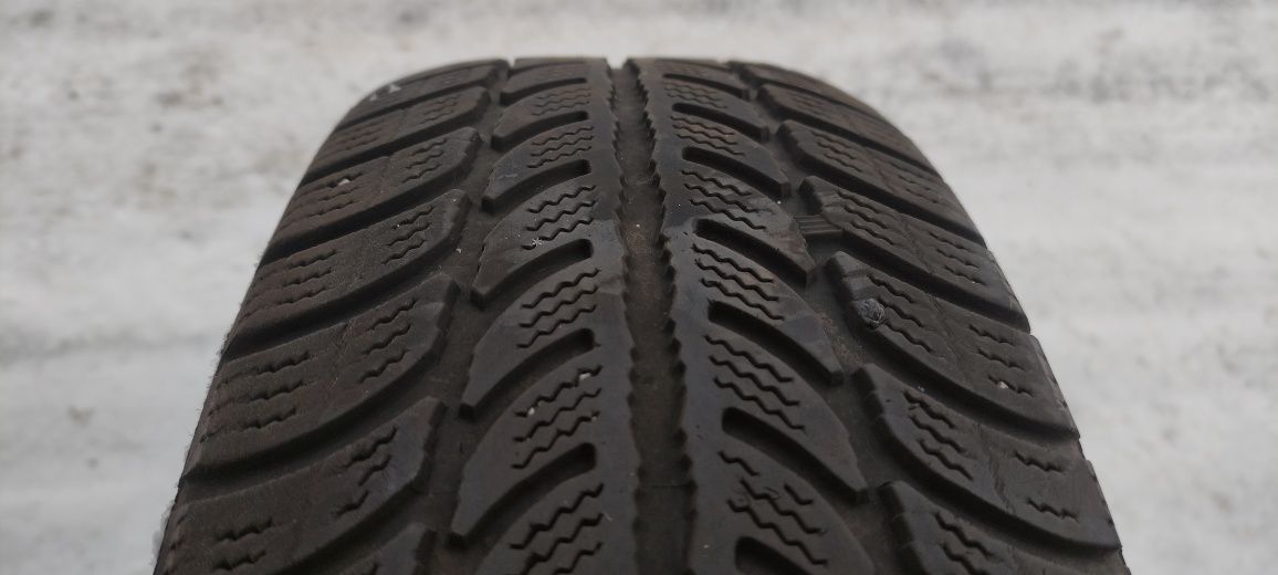 Opony zimowe z 2020r 5mm 185/65/15 Dębica 3N