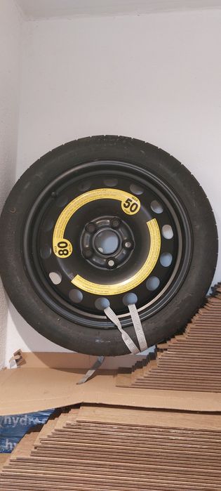 Pneu sobresselente 125/70 16