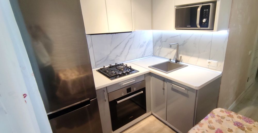 Продам эксклюзивную 2к.кв. Новые дома улучшенка 2балкона