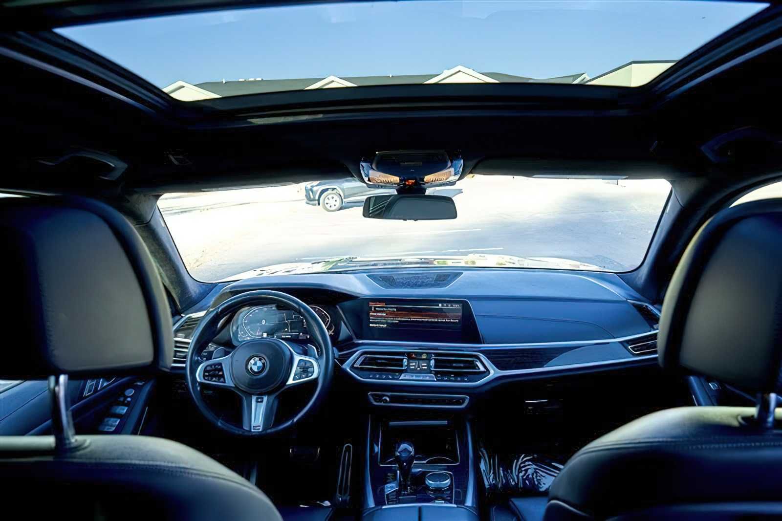 BMW X7      2019