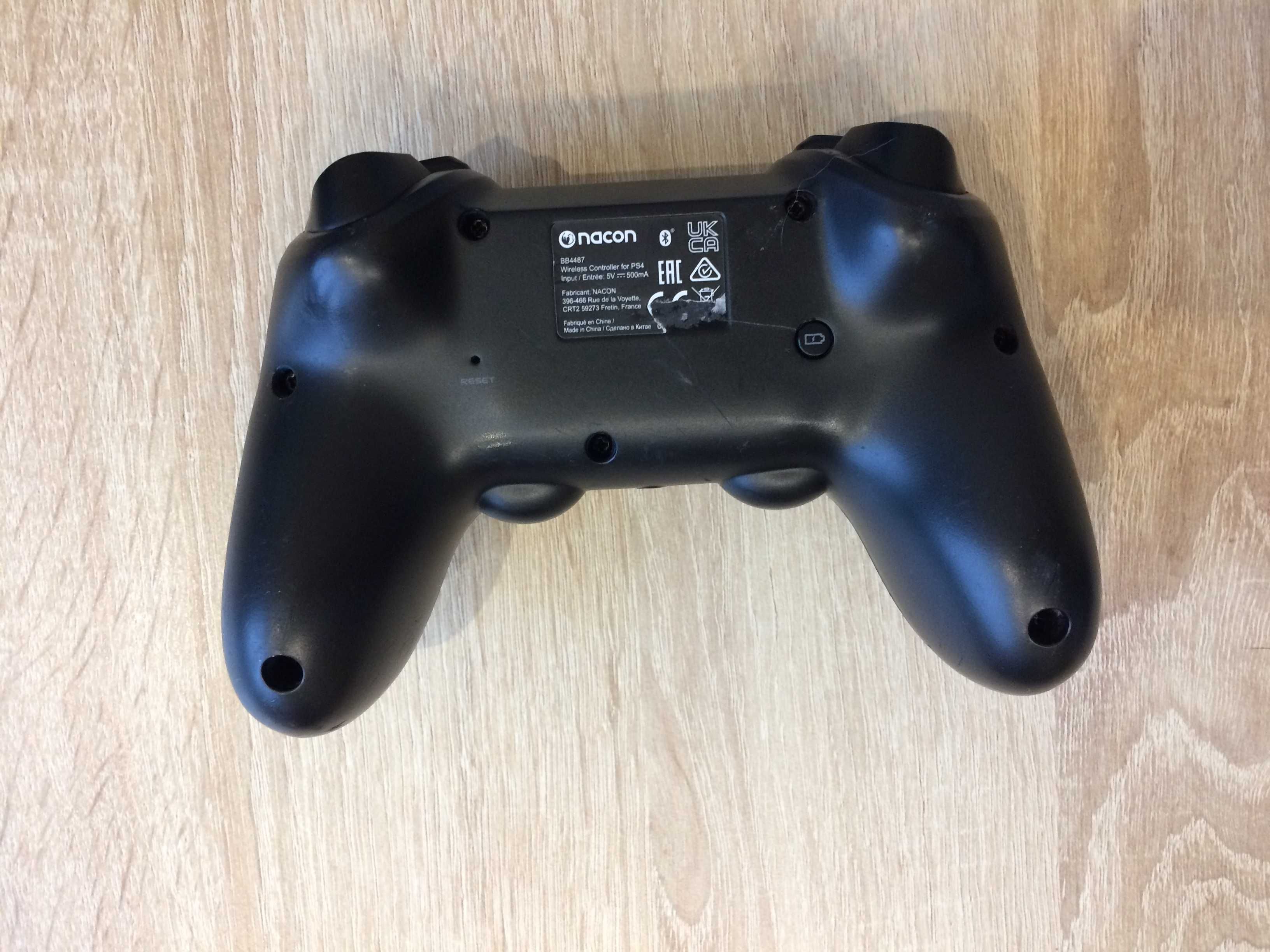 Кастомный геймпад NACON Dualshock 4 для PlayStation 4 (PS4)