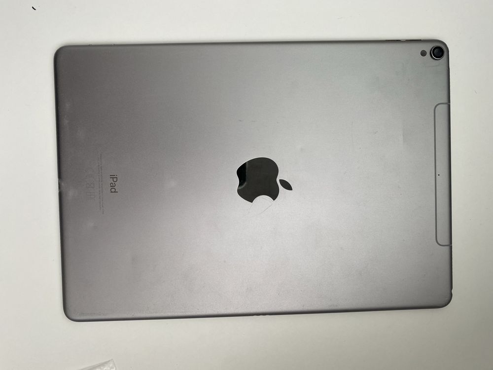 iPad Pro 10.5 запчастини