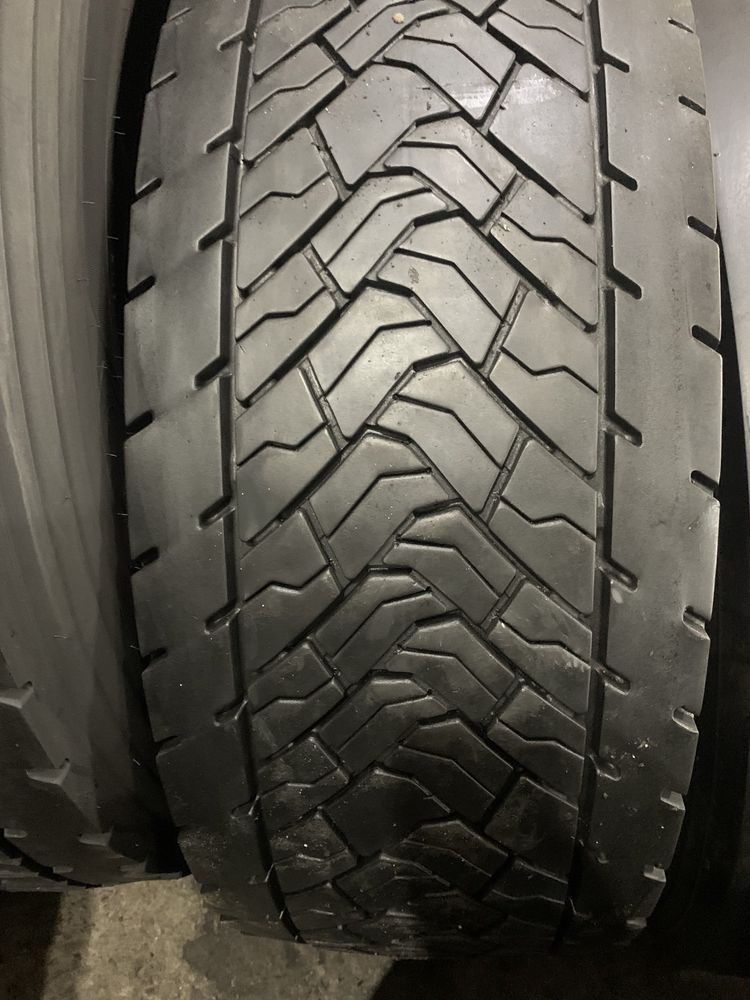 шина вантажна б/в  315/70R22,5 GoodYear K Max D (4 шт)