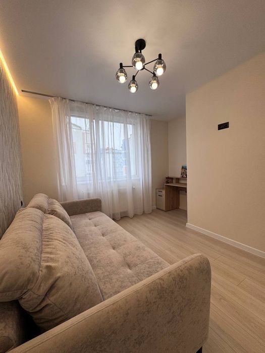 Продаж квартири  в центрі міста