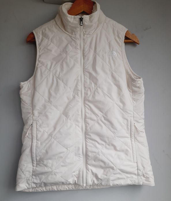Жилетка фирмы The North Face размер S.