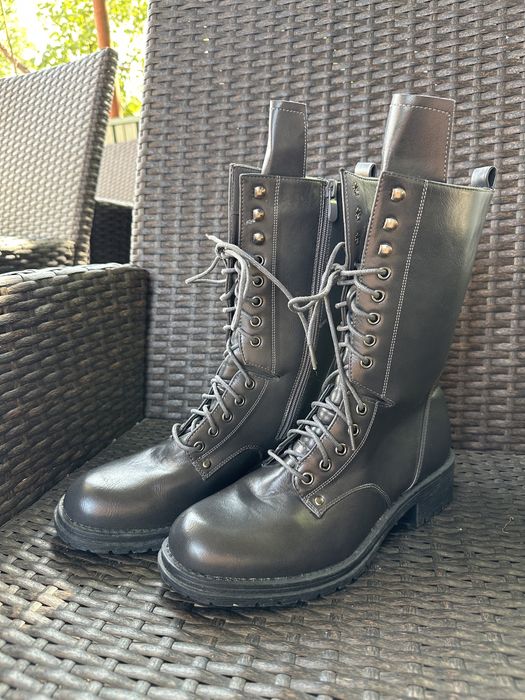 Черевики жіночі