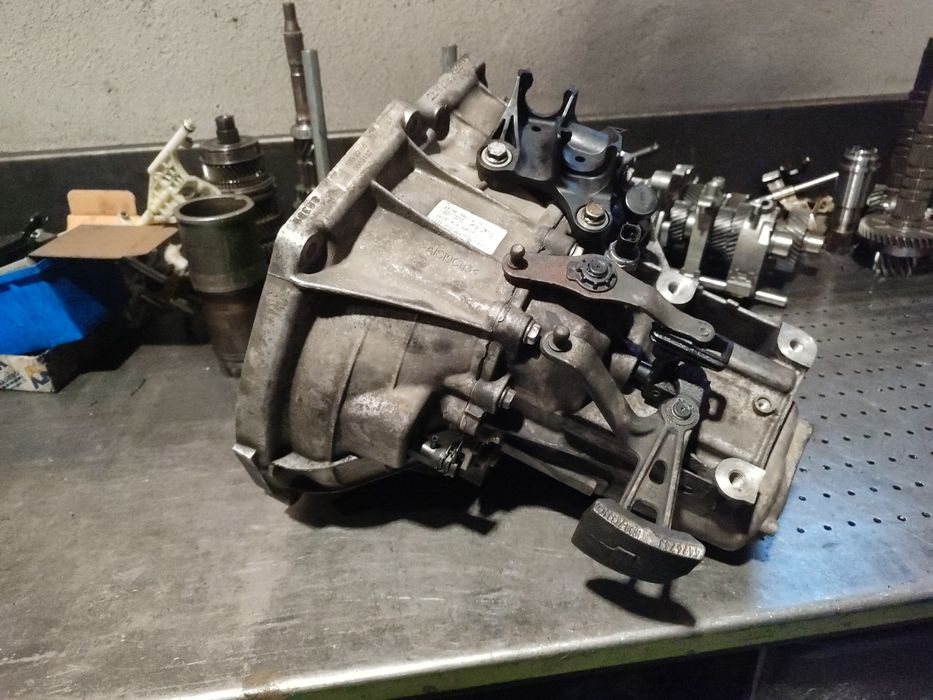 Skrzynia biegów Ford Tourneo Courier 1.0 EcoBoost