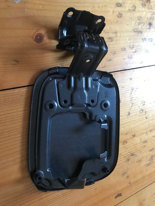 TOYOTA HIGHLANDER 2020-2024 горловина бензобака лючок(кришка)