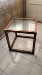 Mesa de centro ou canto em madeira e vidro