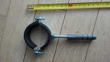 metalowy uchwyt obejma do rur z gumą 6 / 4 "