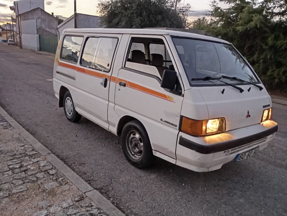 Mitsubishi L300 2.5D –  9lugares