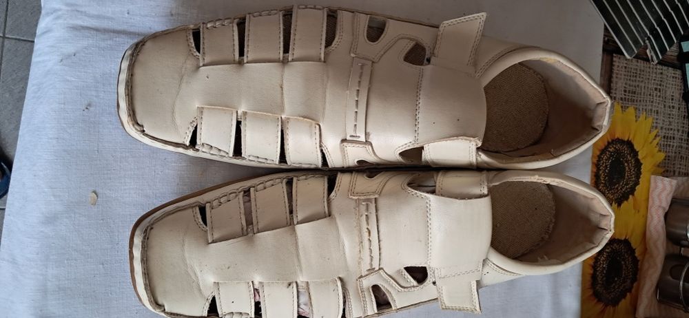 Поодам мужские сандали