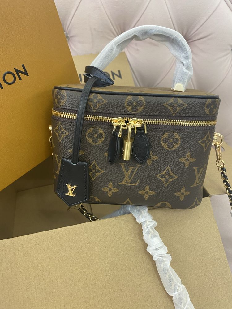Сумочка в стиле louis vuitton
