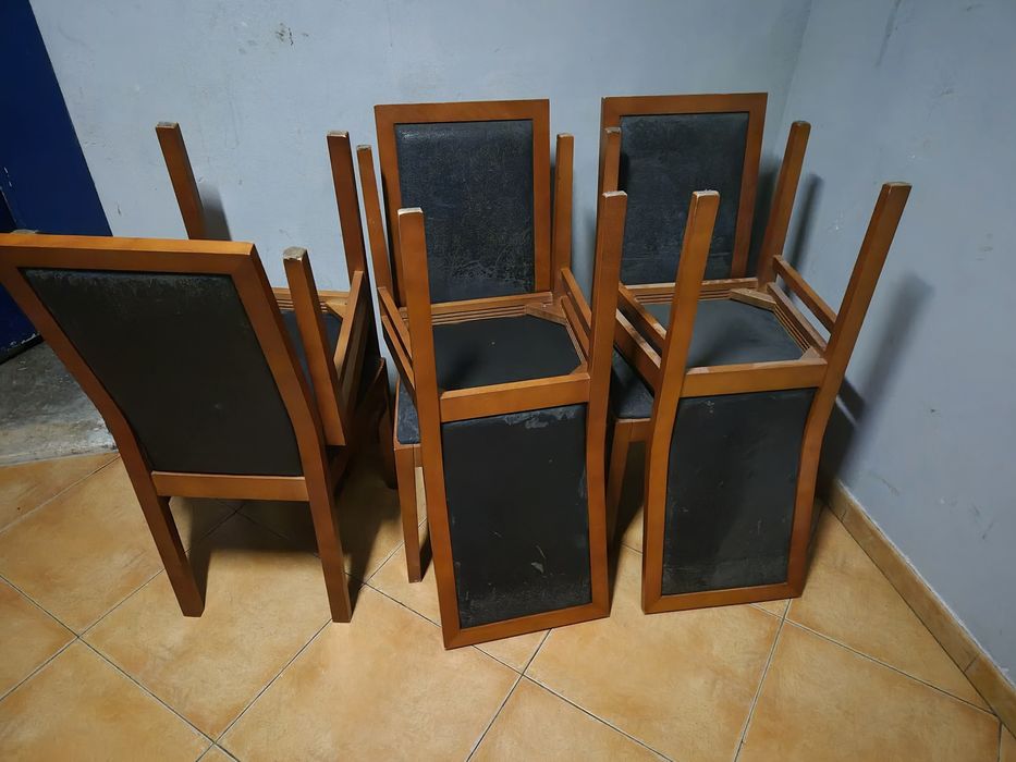 6 cadeiras de pele sintética