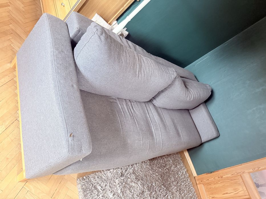 Kanapa szara, z funkcja spania