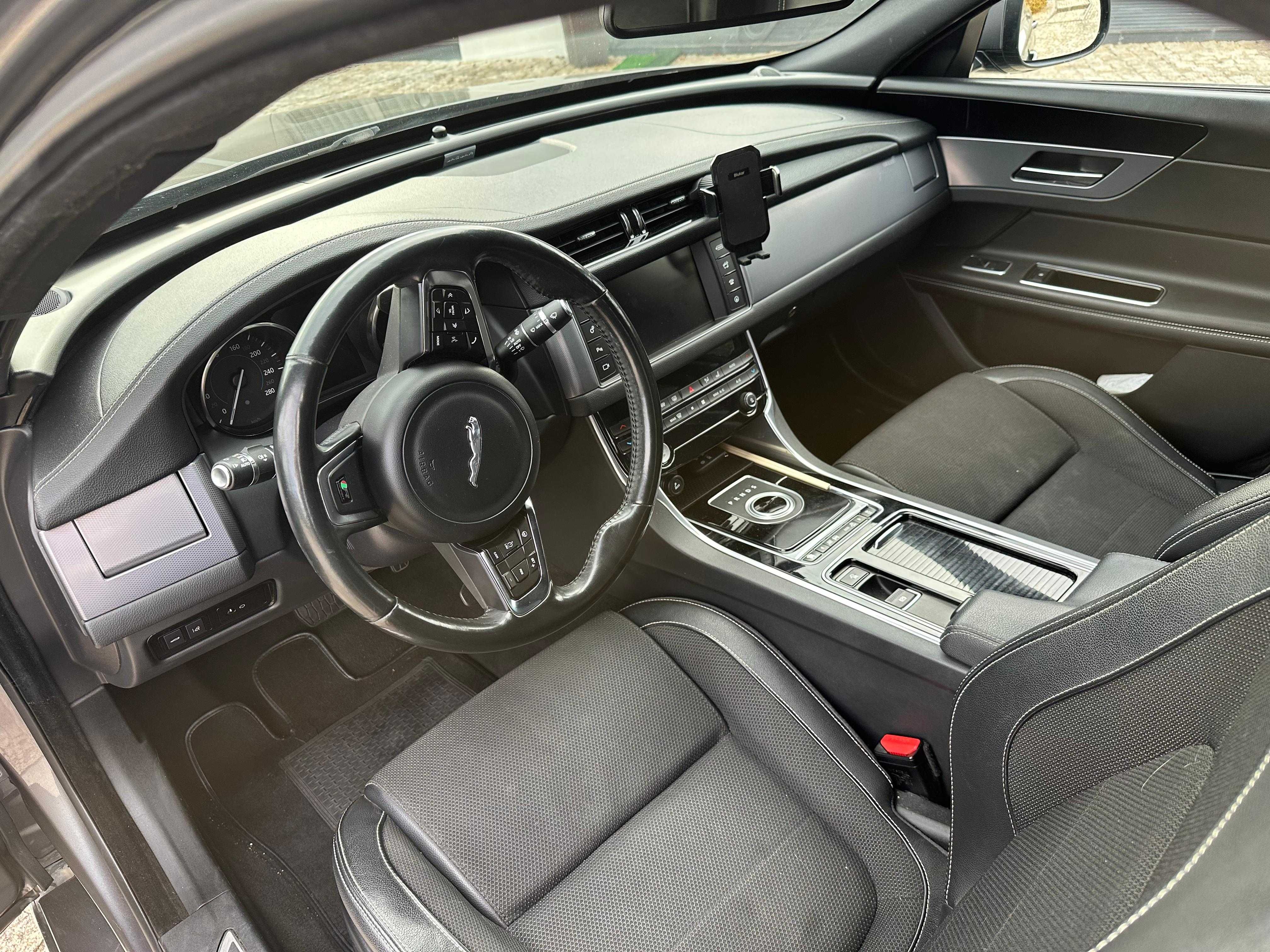 jaguar Xf (x260) R-Sport