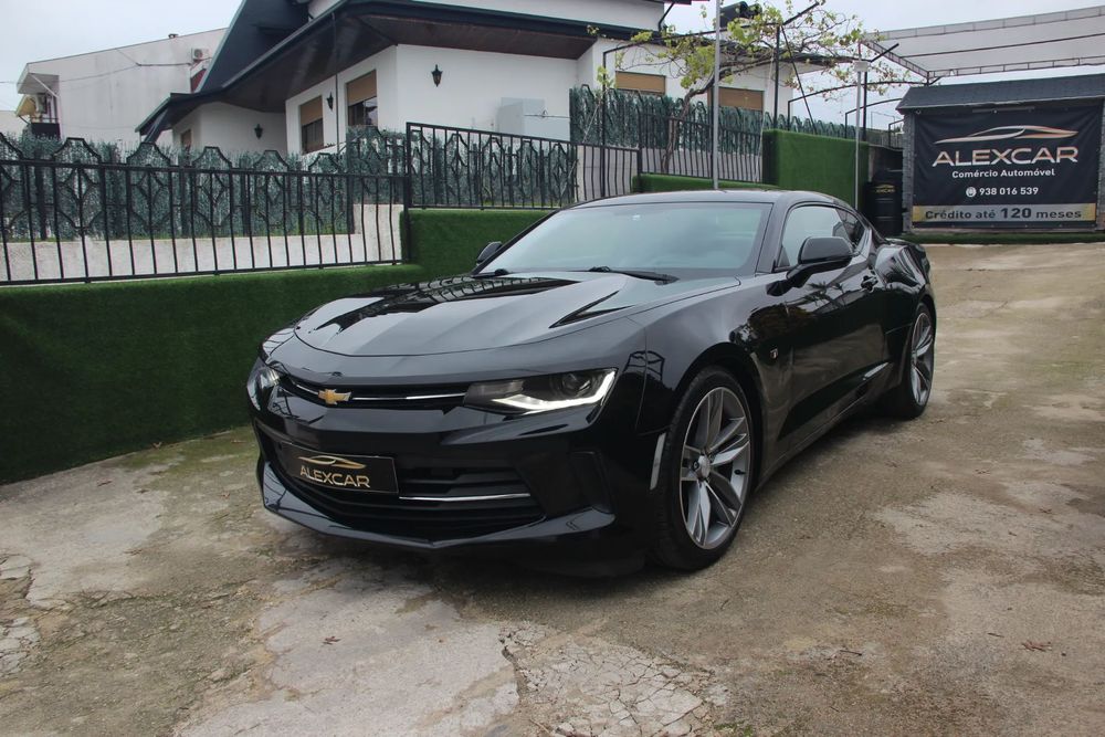 Chevrolet Camaro Coupe 2.0 Aut.