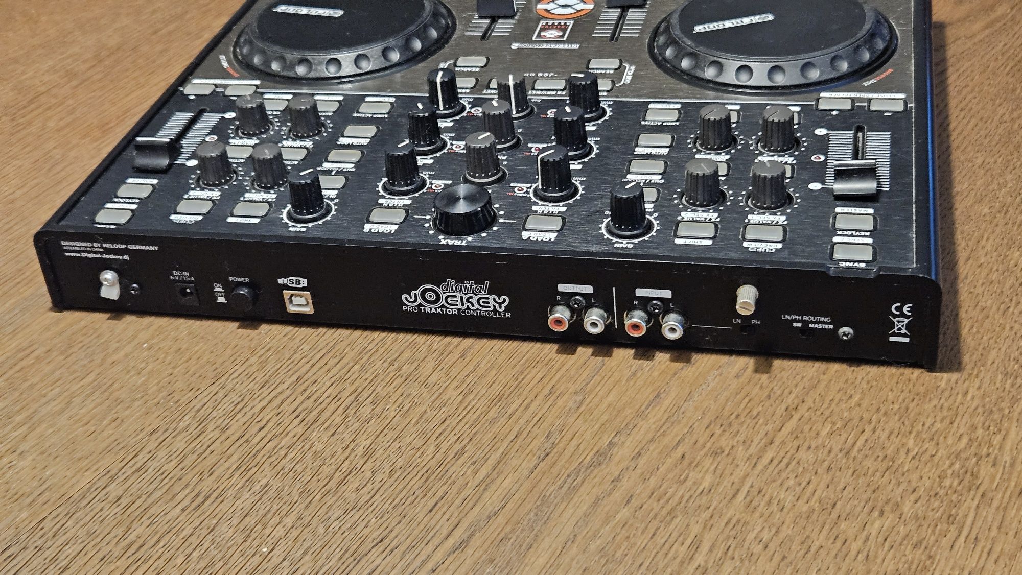 RELOOP Digital Jockey 2 - Interface Edition kontroler