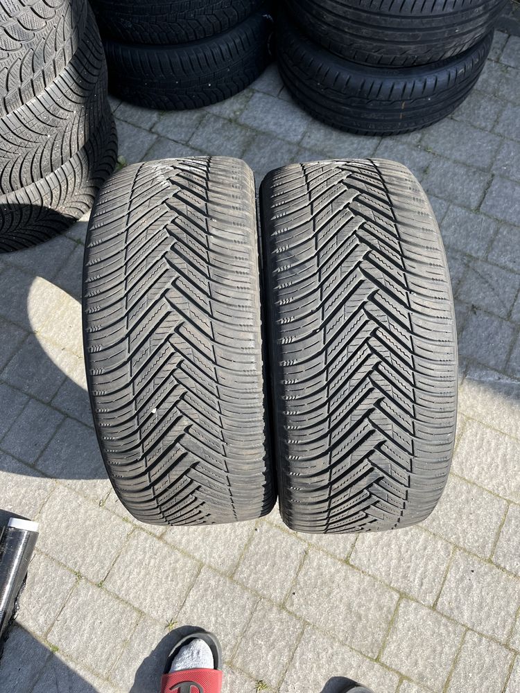 Opony wielosezonowe 2x 245/40/18 Hankook 2022