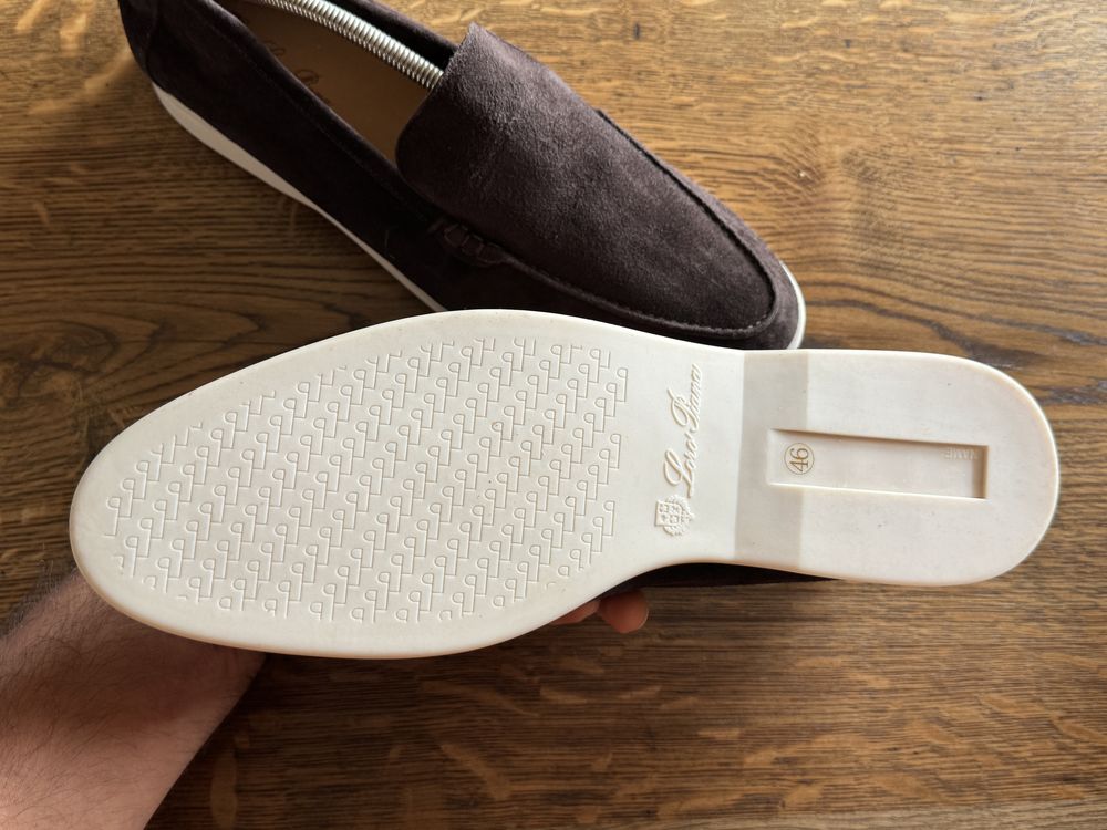 Loro Piana колір шоколад натуральний замш 29,5 см