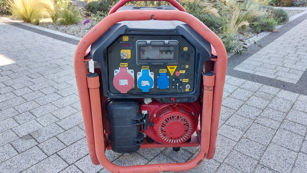 Agregat prądotwórczy Pramac S8000 silnik Honda GX 390 , AVR