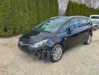 Opel Zafira 1.4turbo 7 osobowy airbagi ok odpala