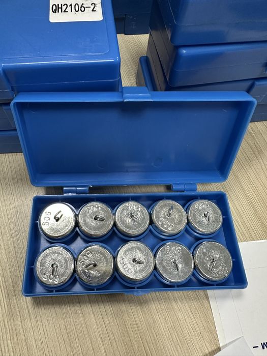 Набір важиків 500 і 200 грам