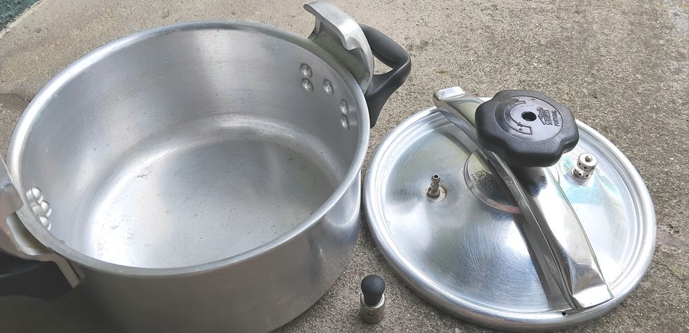 Panela de pressão como nova!