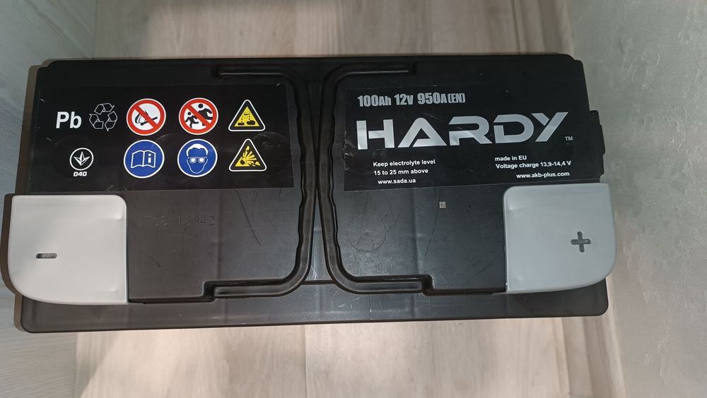 Аккумулятор 100 А.г