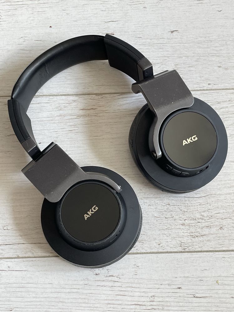 Słuchawki AKG K845BT