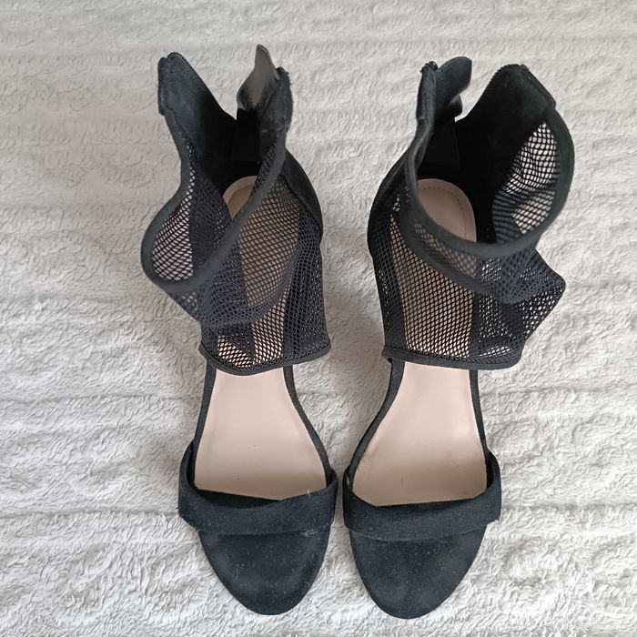 Buty na obcasie czarne "Aldo" - 40