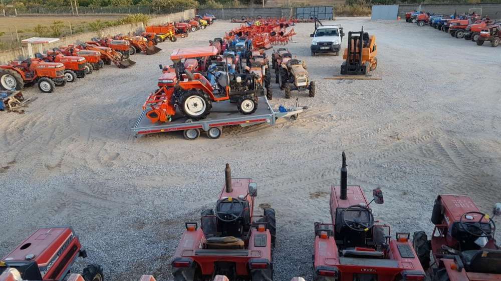 Tractor Kubota / transporte para todo pais.