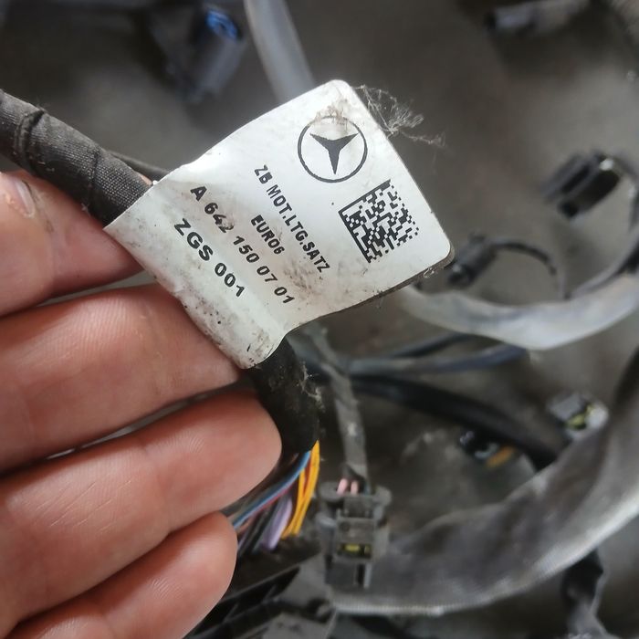 Wiązka instalacja elektryczna mercedes  3.0 v6