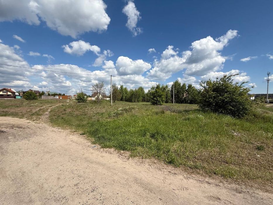 Продаю зем. ділянку.Центр Горенки. Під забудову, 6 соток, школа 300 м.