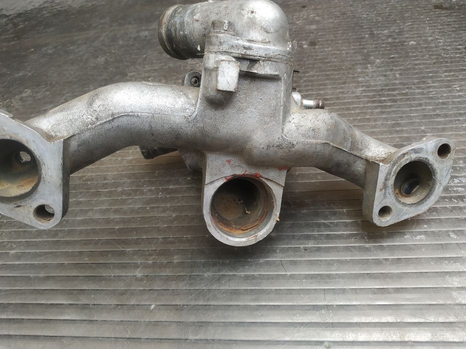 Запчастини до мотору 3.0 6g72 24v.