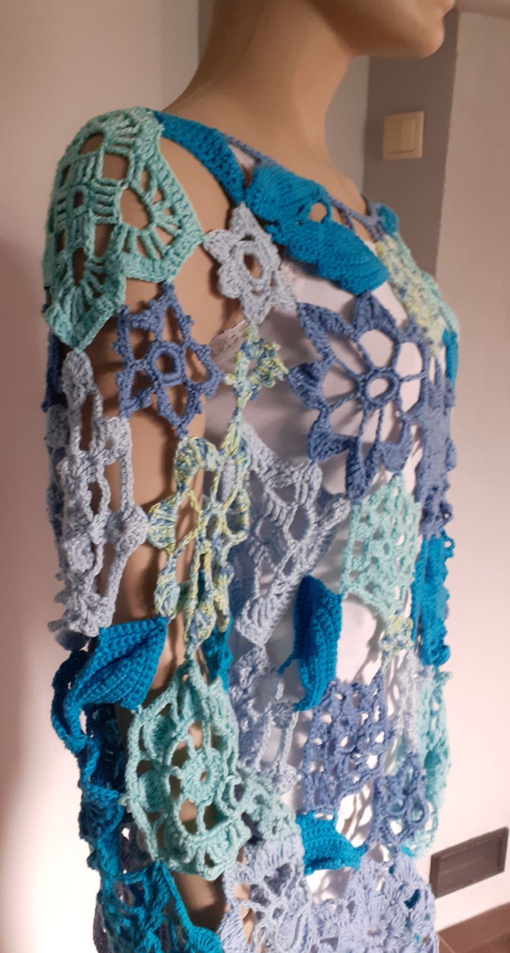 Kolorowa bluzeczka tunika na szydełku hand made