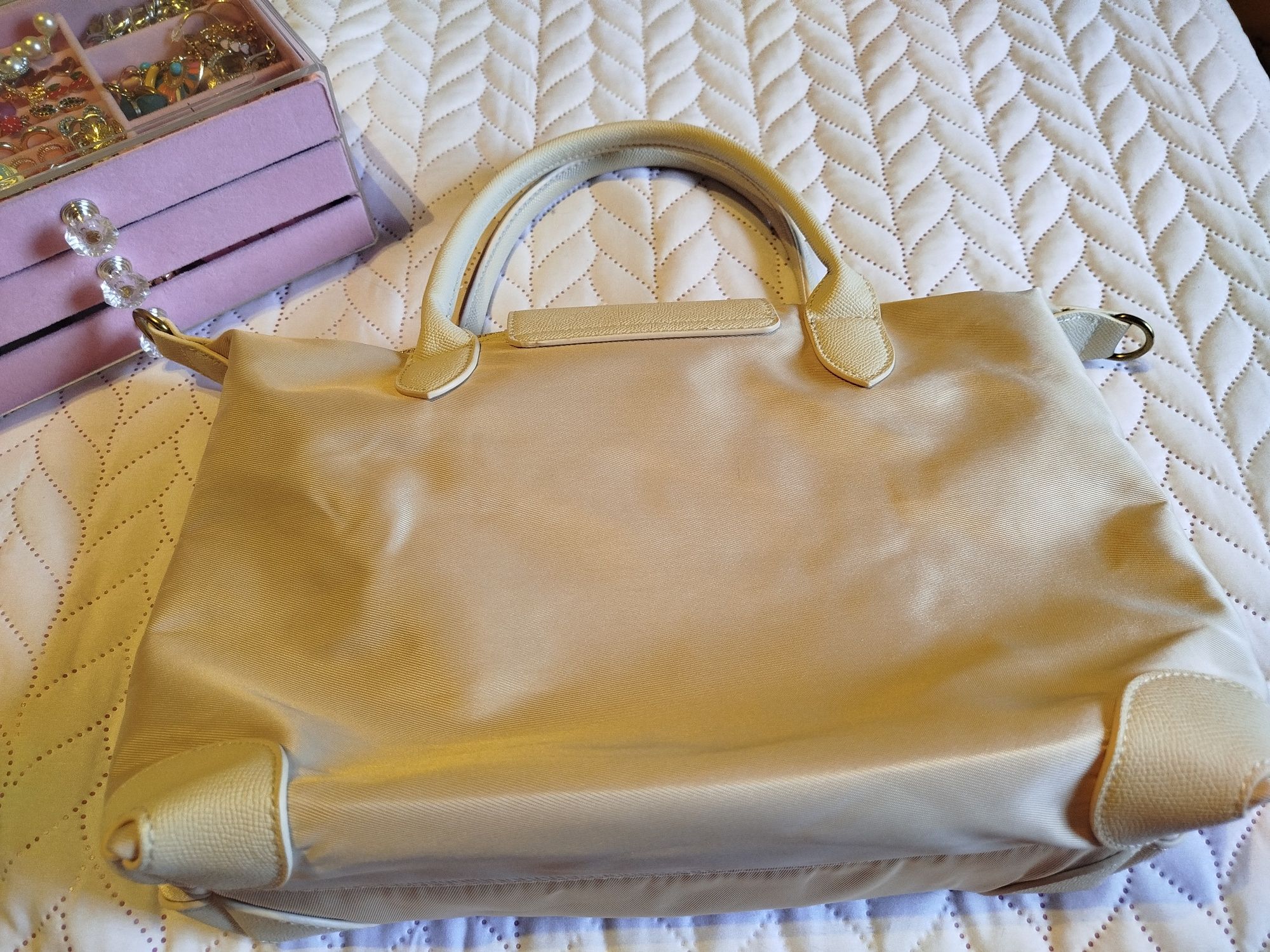 Mala bege estilo Longchamp