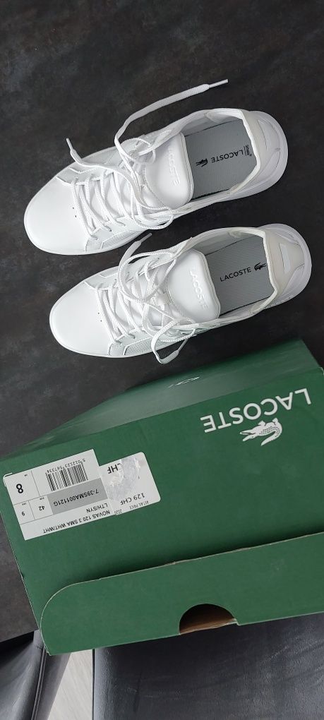 Sprzedam buty sportowe męskie lacoste