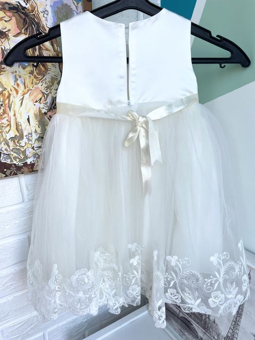 Праздничное платье для девочки