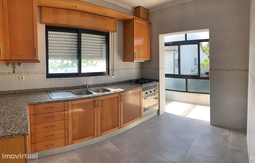 T3 Remodelado em Gumirães - Viseu