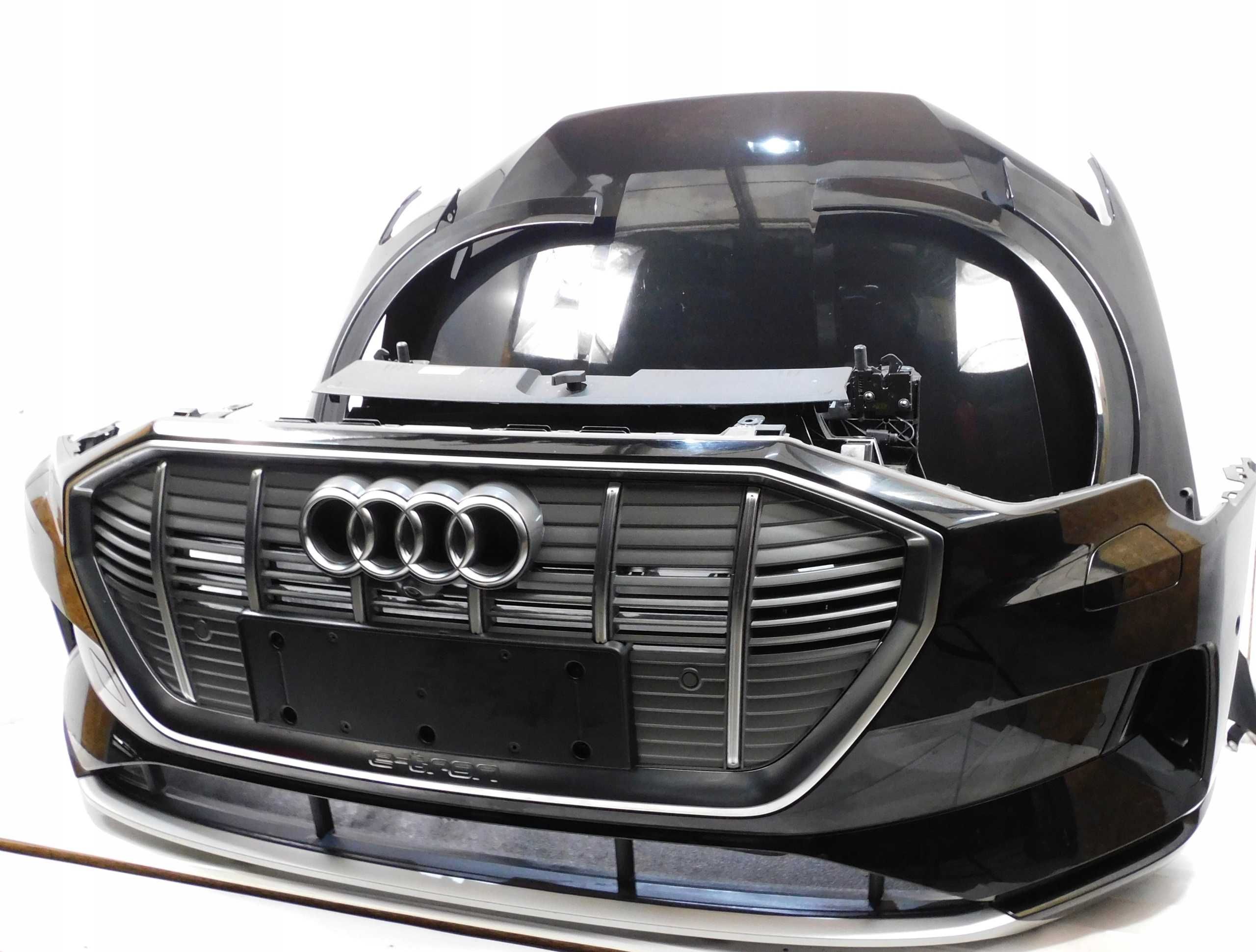 Бампер Audi e-tron Розборка Audi e-tron Запчастни etron Етрон Е-Трон