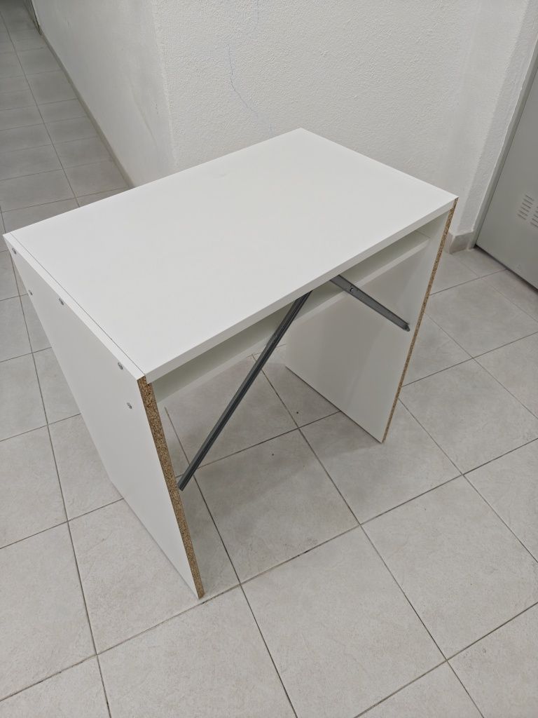 Secretaria IKEA Torald