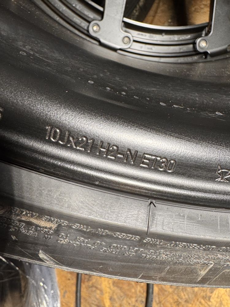 Колеса Диски Orig.Mercedes AMG GT 4door 63 amg r21 275/35/21.315/30/21