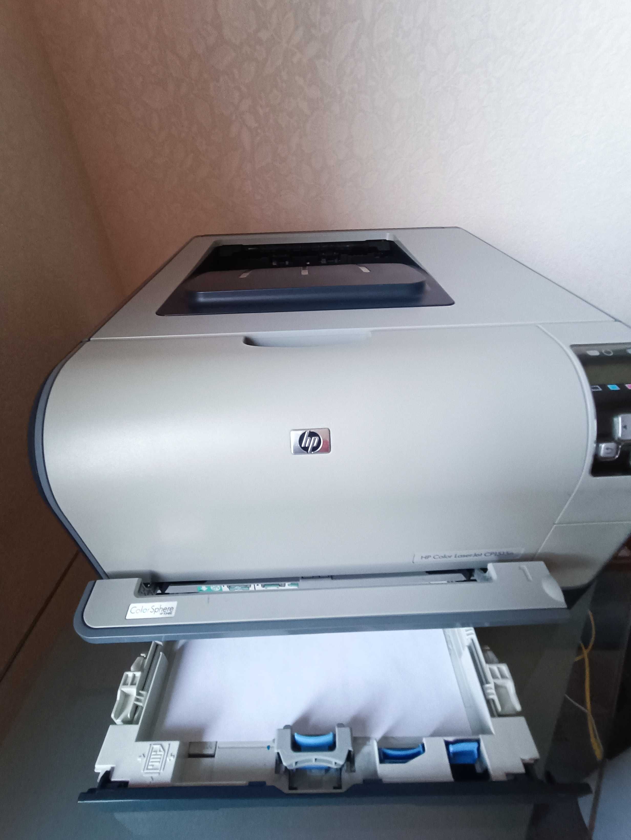 Цветной принтер hp color laserjet cp1515n г.Сумы