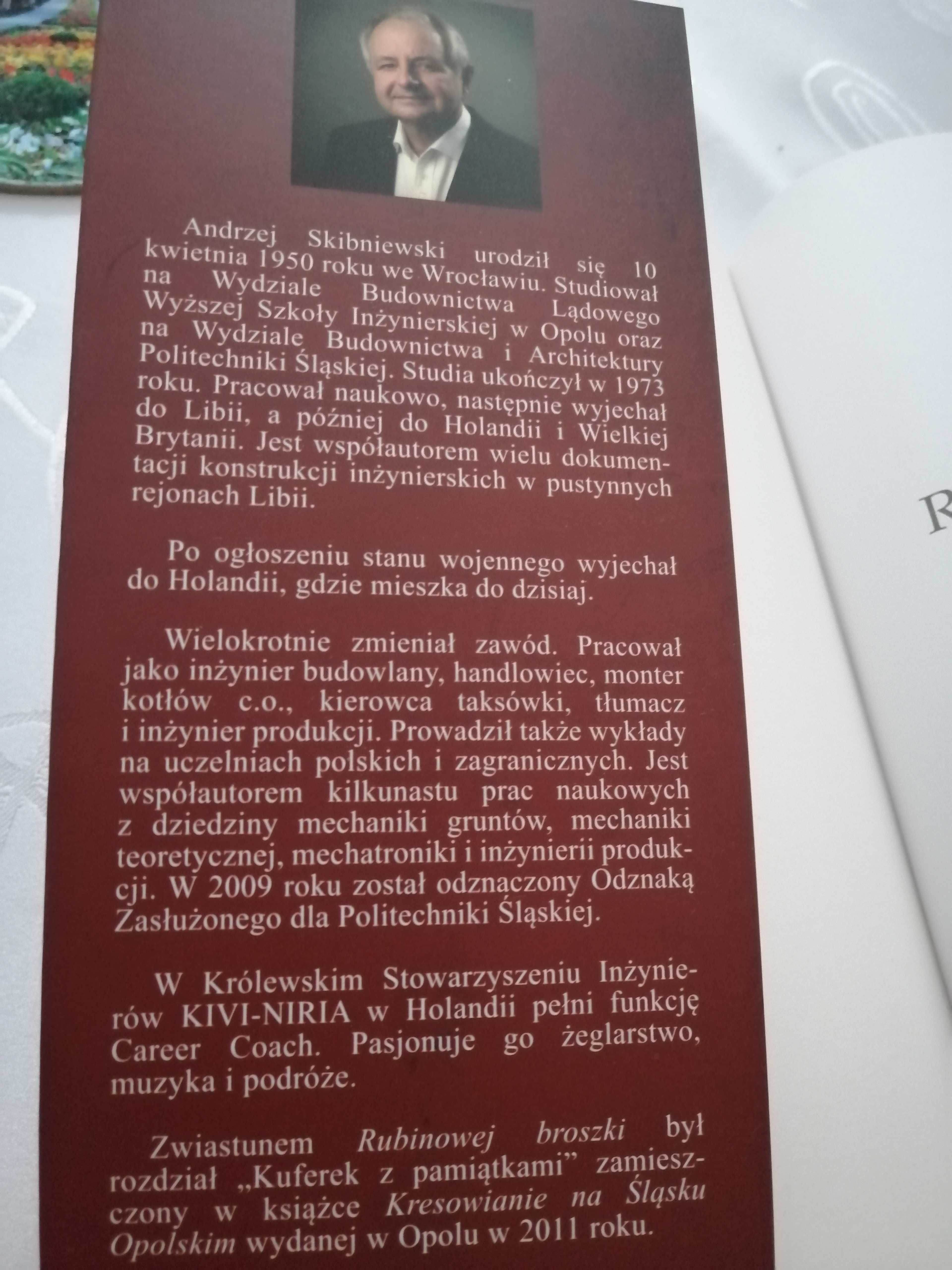 Rubinowa broszka z Autografem Lwowska historia w listach